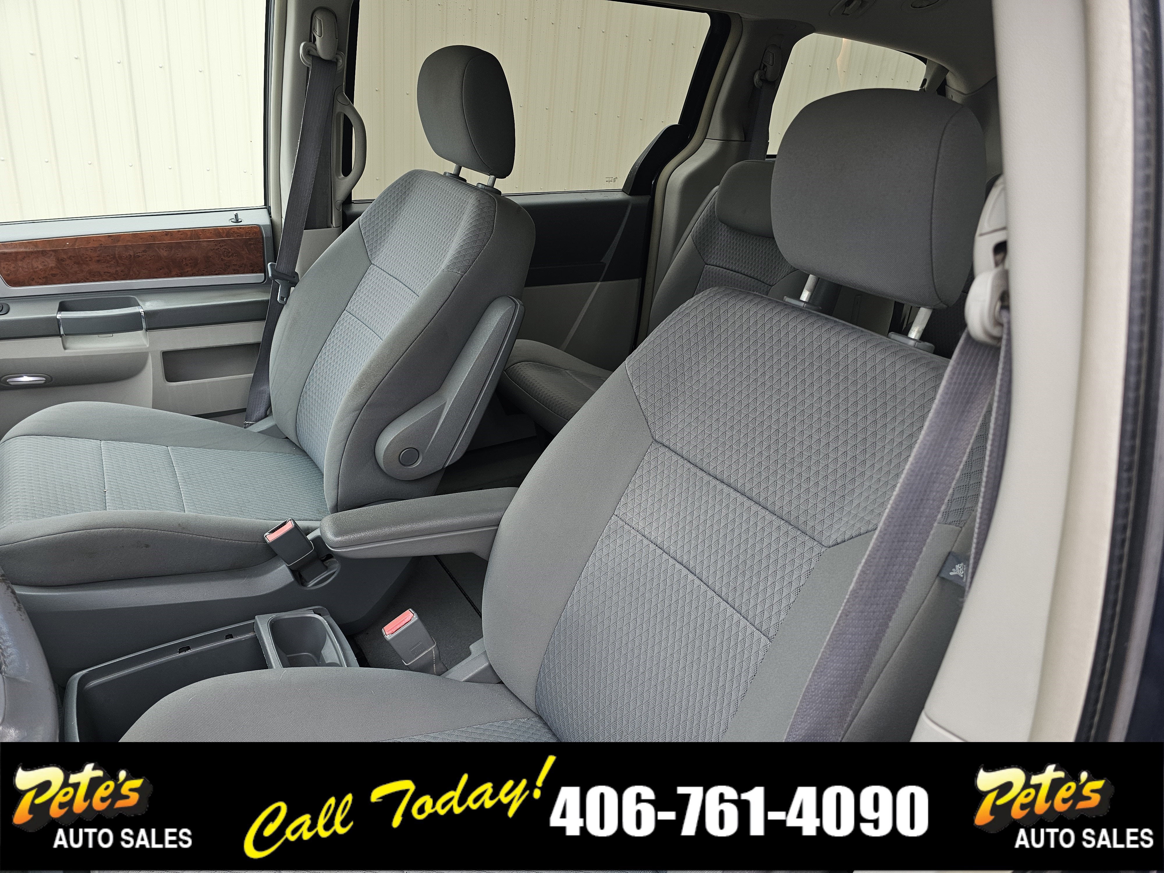 2009 Chrysler Town & Country Touring