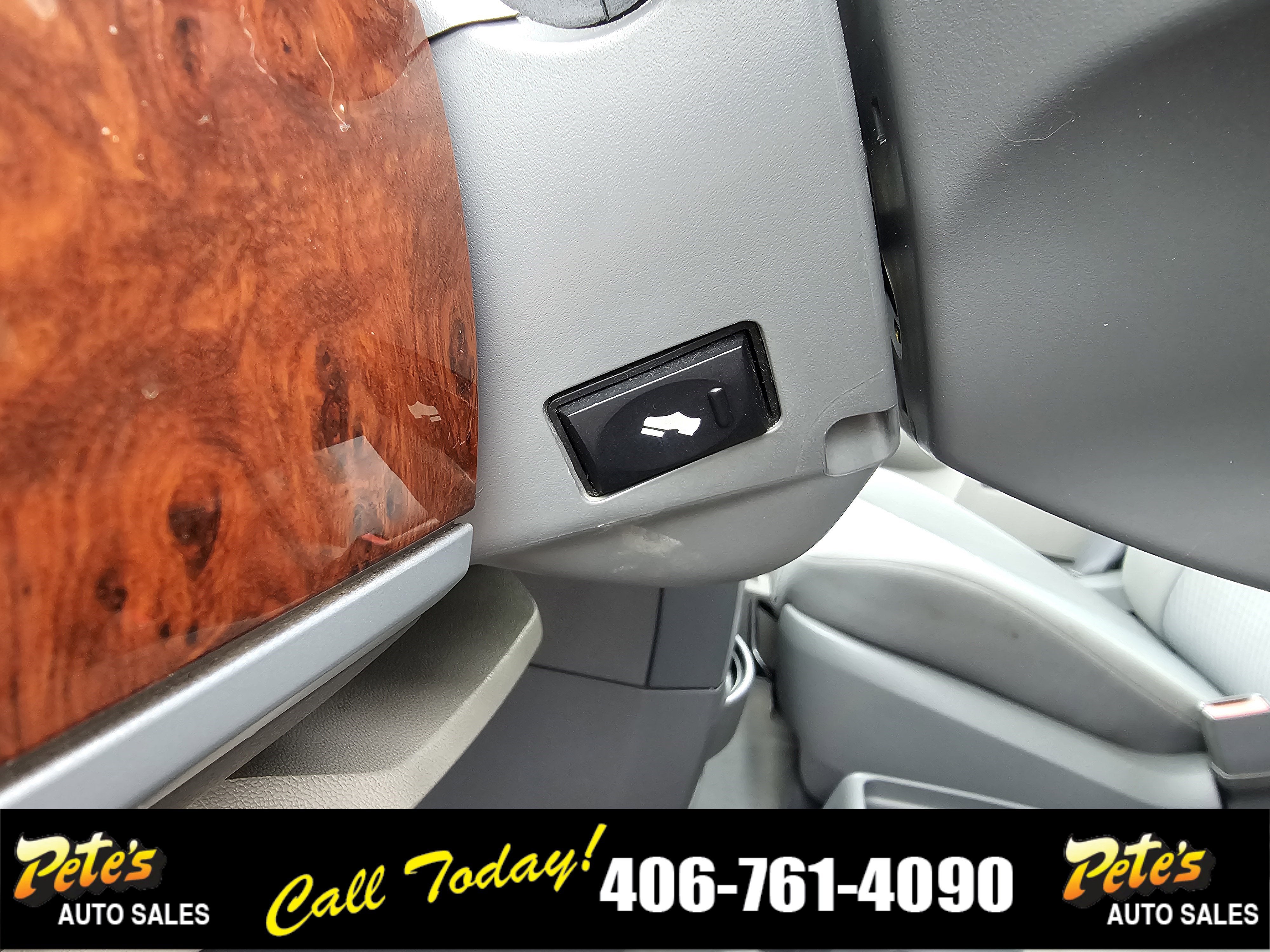 2009 Chrysler Town & Country Touring