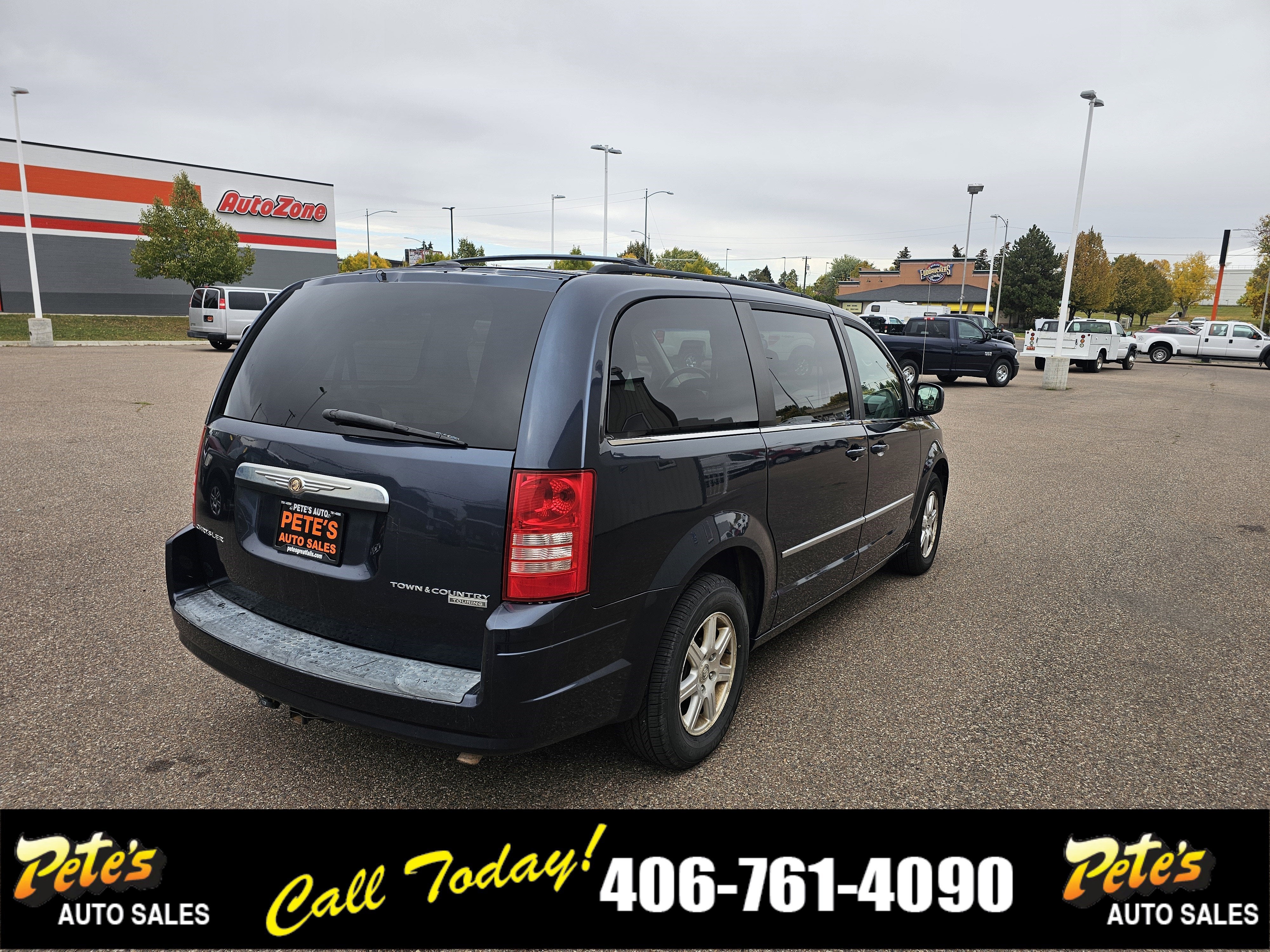 2009 Chrysler Town & Country Touring
