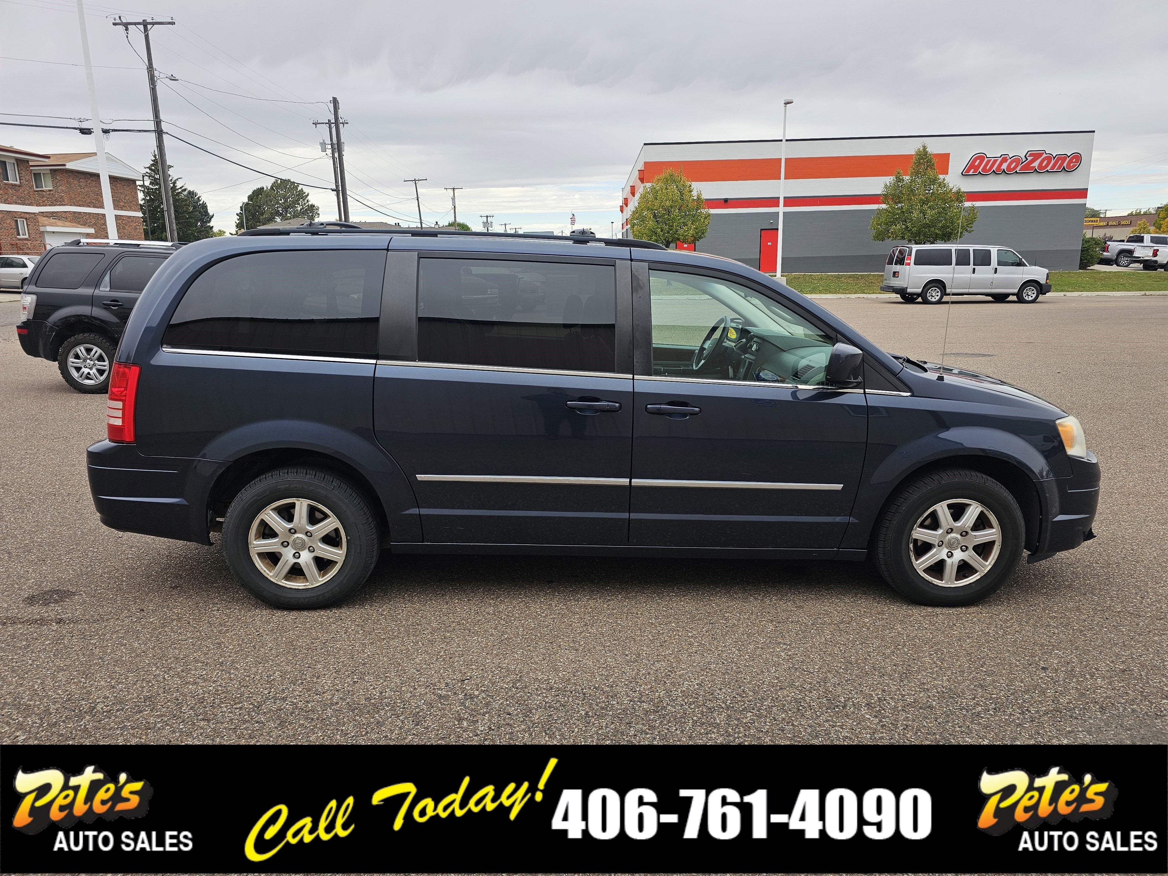 2009 Chrysler Town & Country Touring