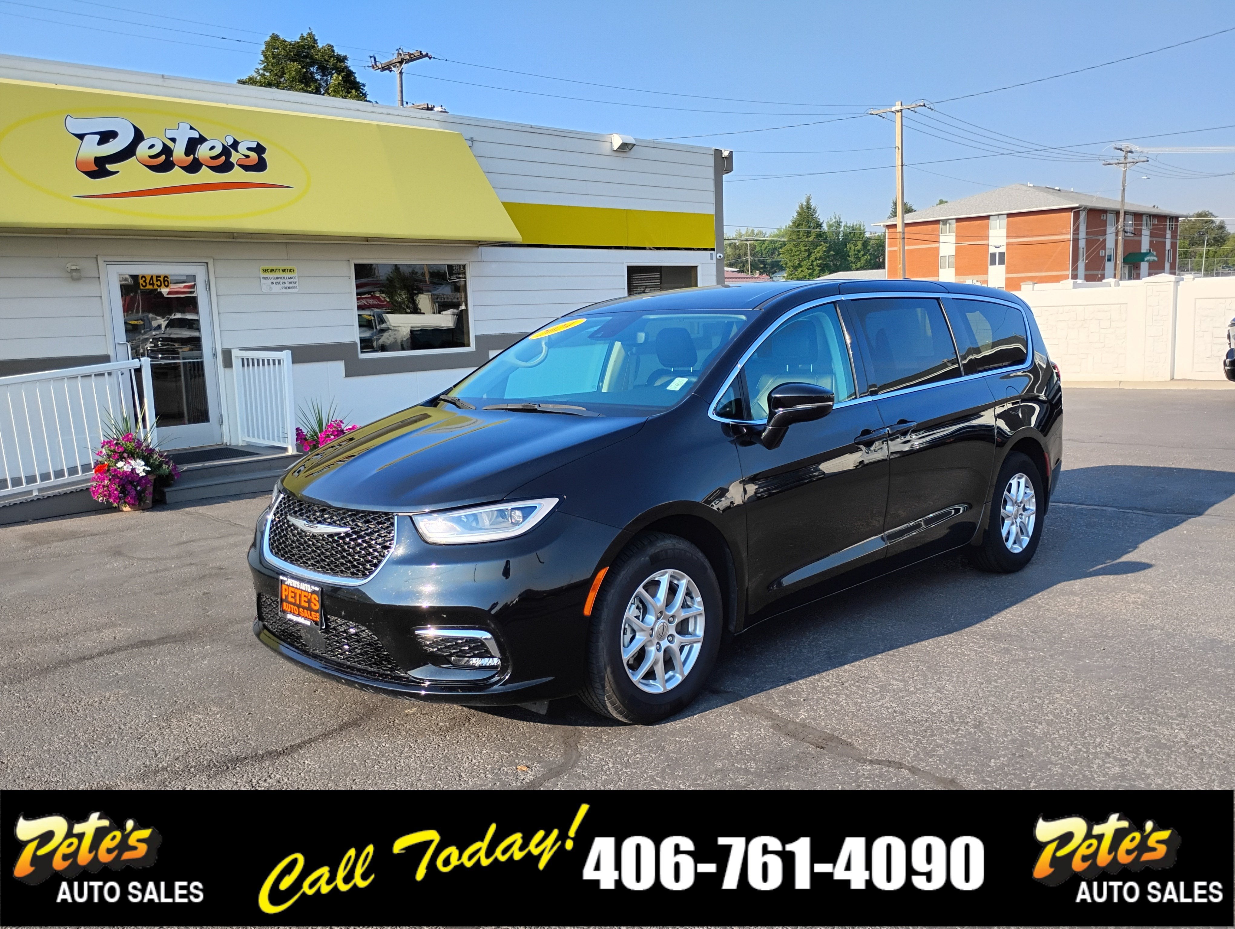 2024 Chrysler Pacifica Touring L