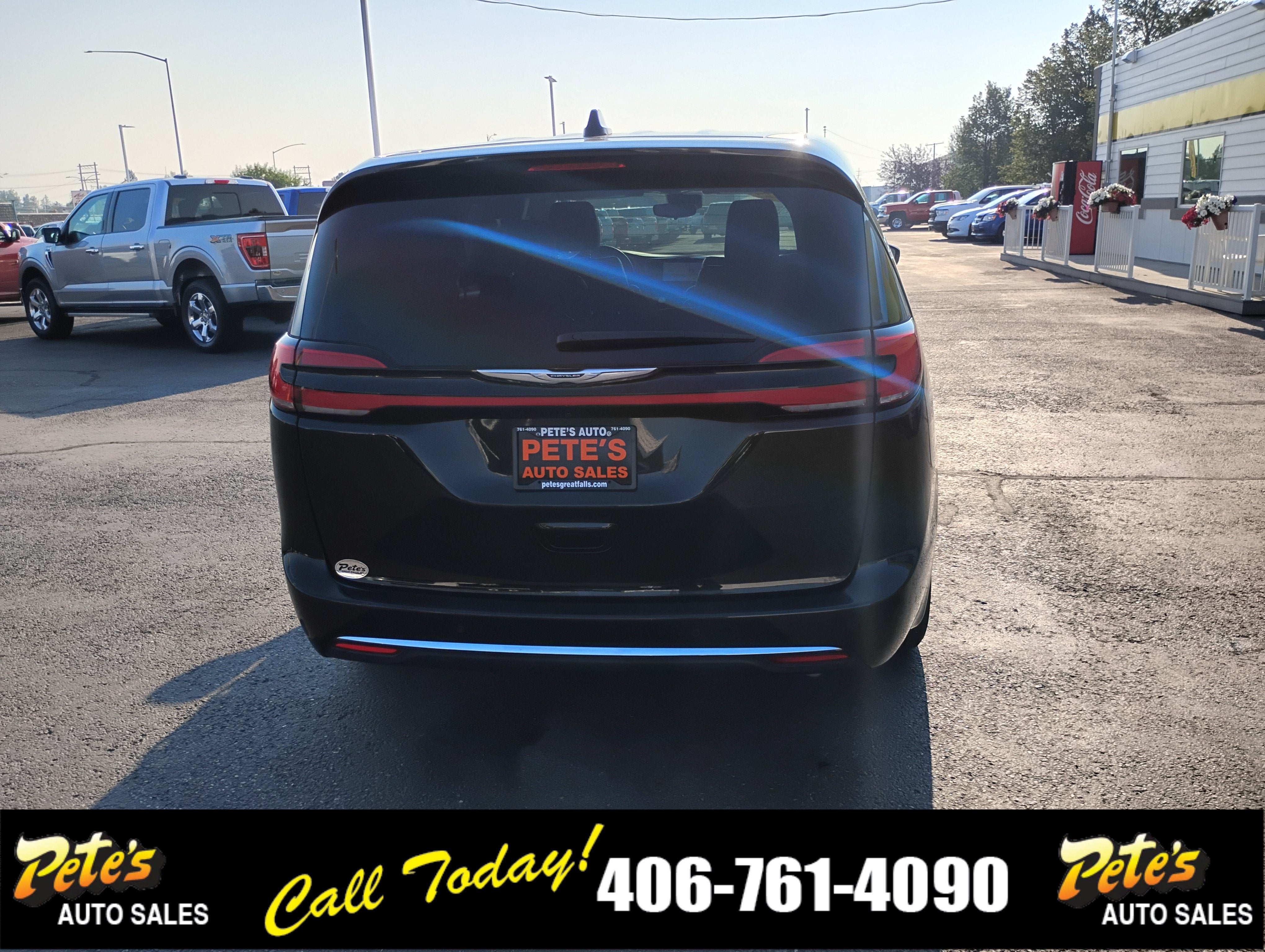2024 Chrysler Pacifica Touring L