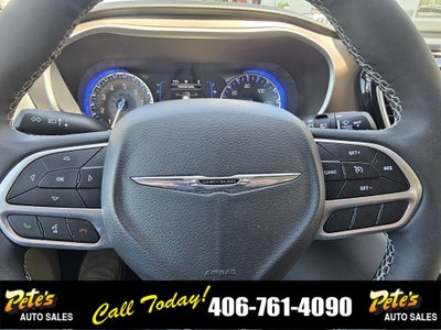 2022 Chrysler Voyager LX