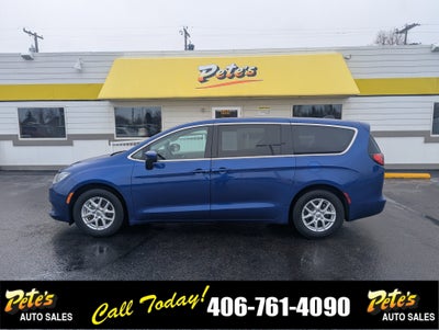 2021 Chrysler Voyager LX