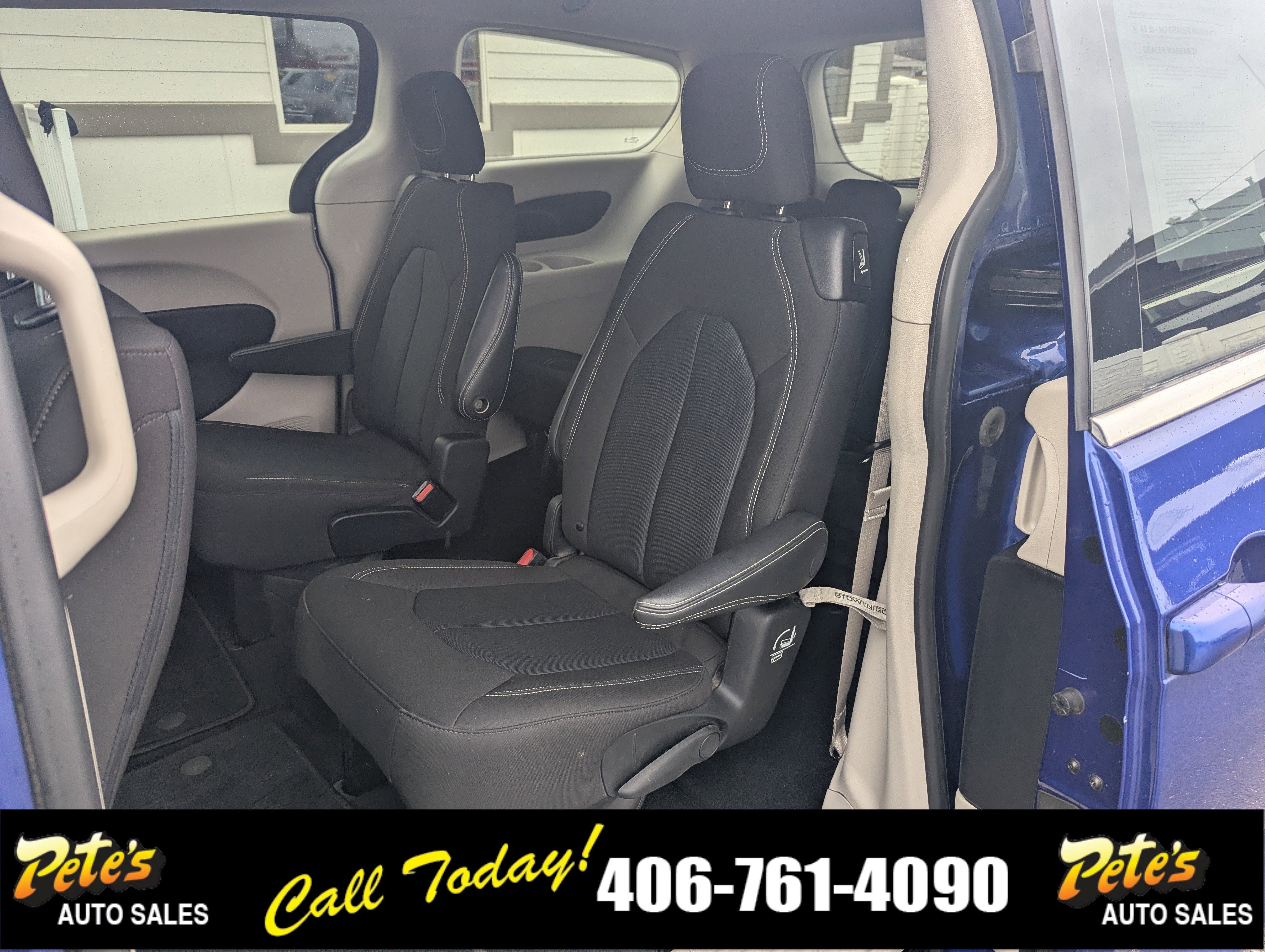 2021 Chrysler Voyager LX