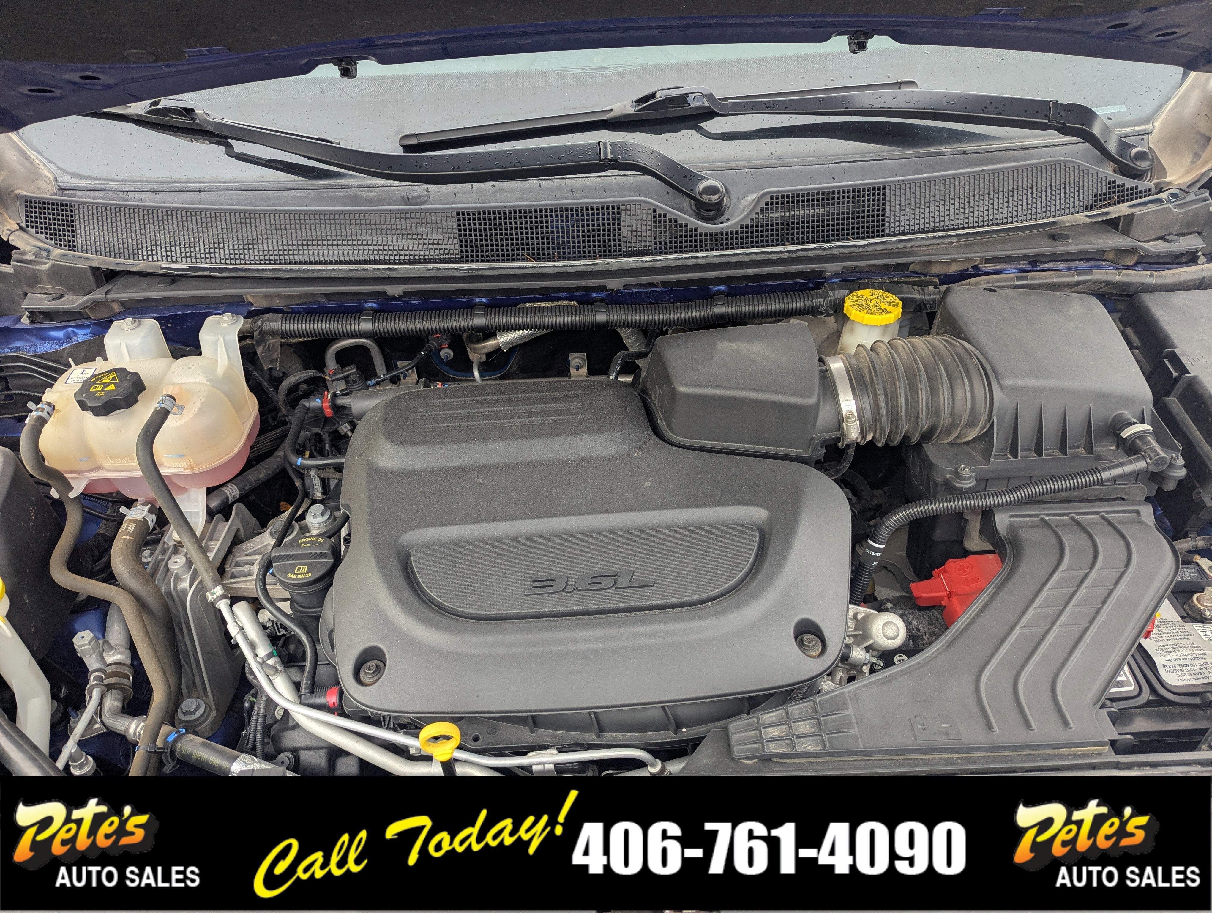 2021 Chrysler Voyager LX