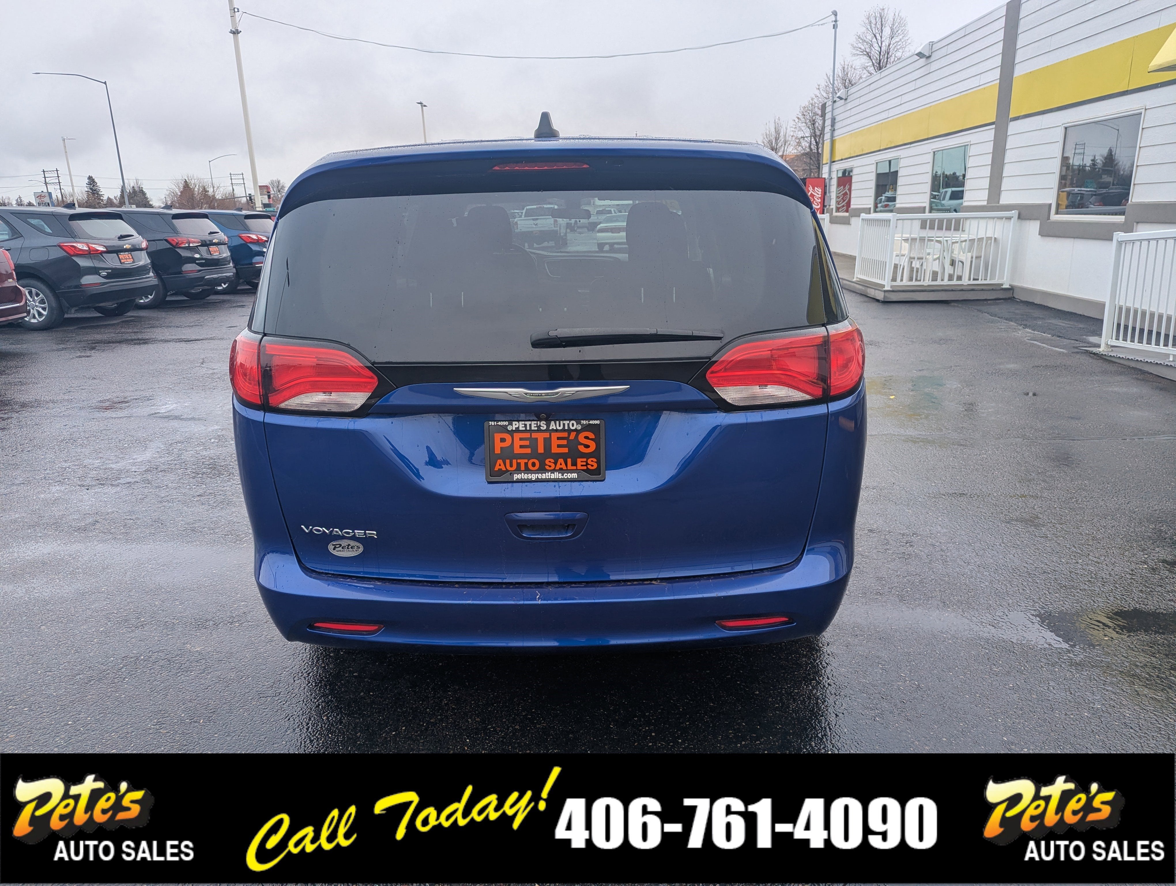 2021 Chrysler Voyager LX