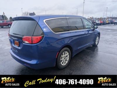 2021 Chrysler Voyager LX