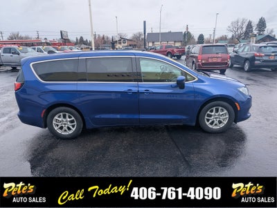 2021 Chrysler Voyager LX