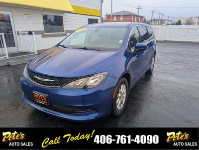 2021 Chrysler Voyager LX