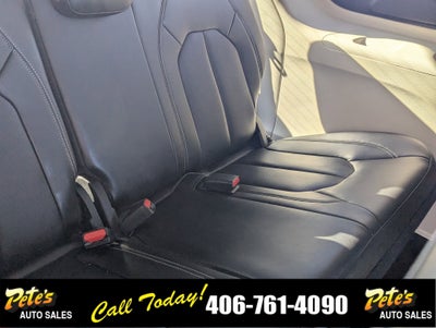 2023 Chrysler Pacifica Hybrid Touring L