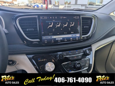 2023 Chrysler Pacifica Hybrid Touring L