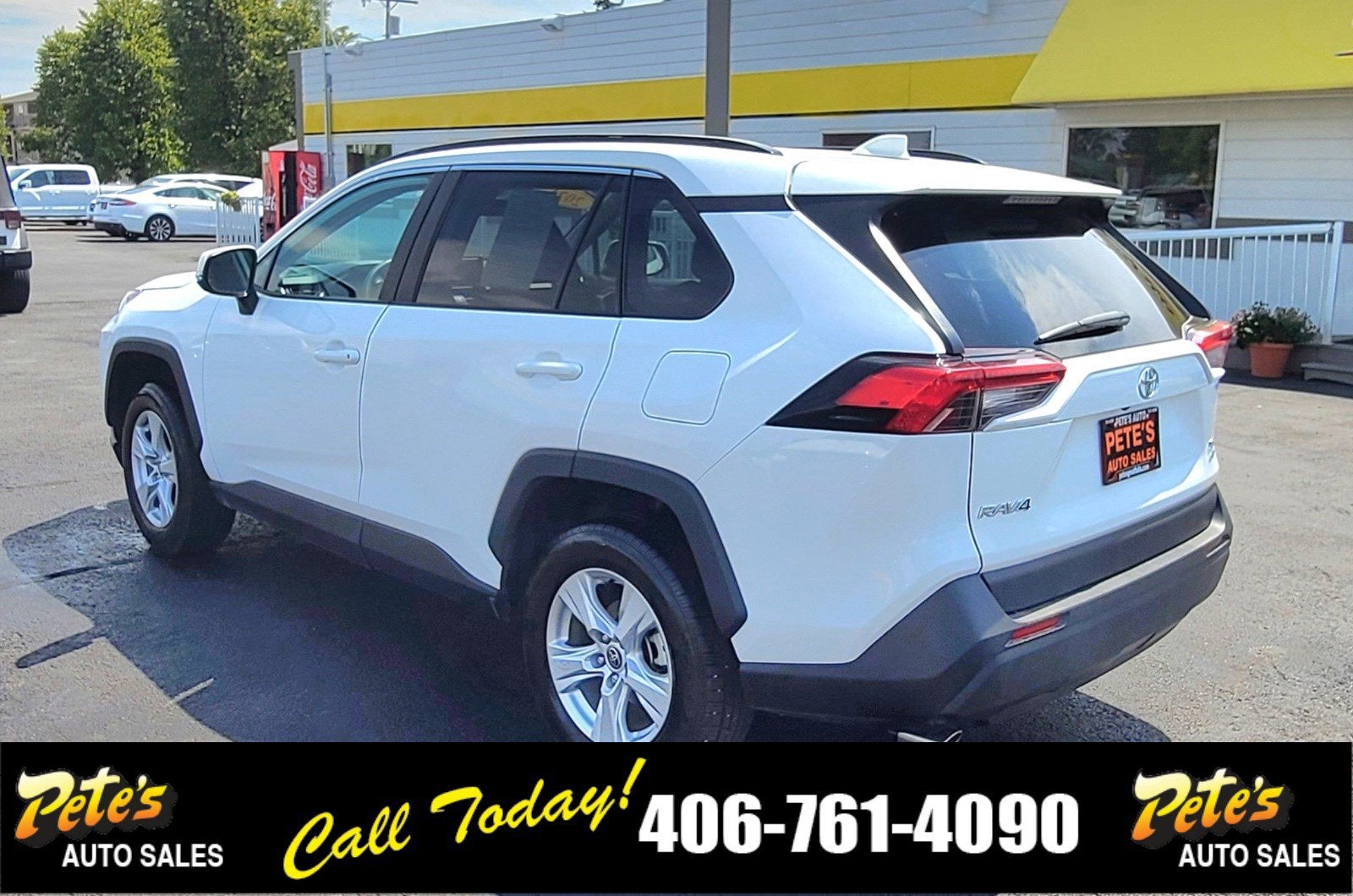 2021 Toyota RAV4 XLE