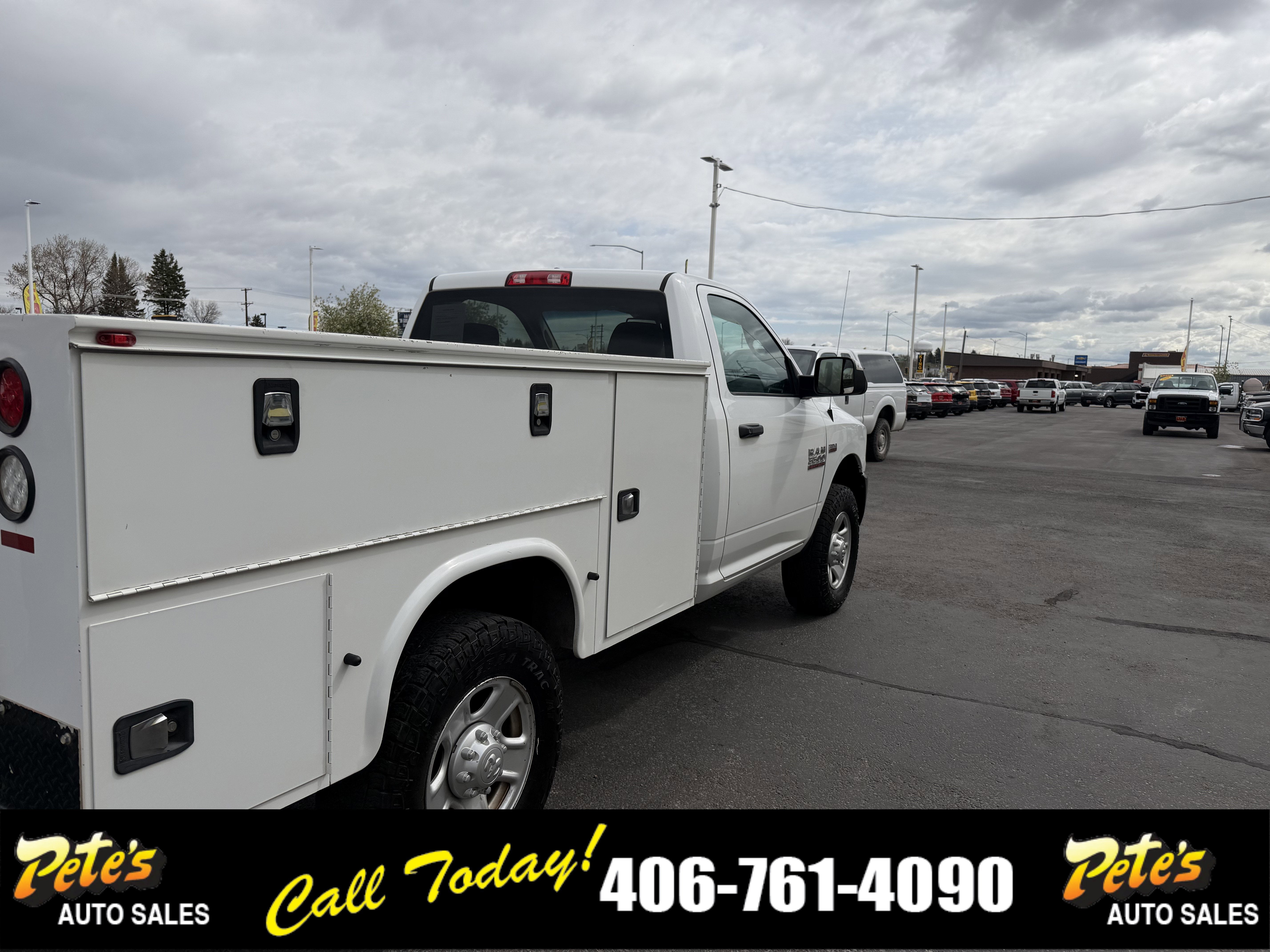 2016 RAM 3500 4WD Utility Box