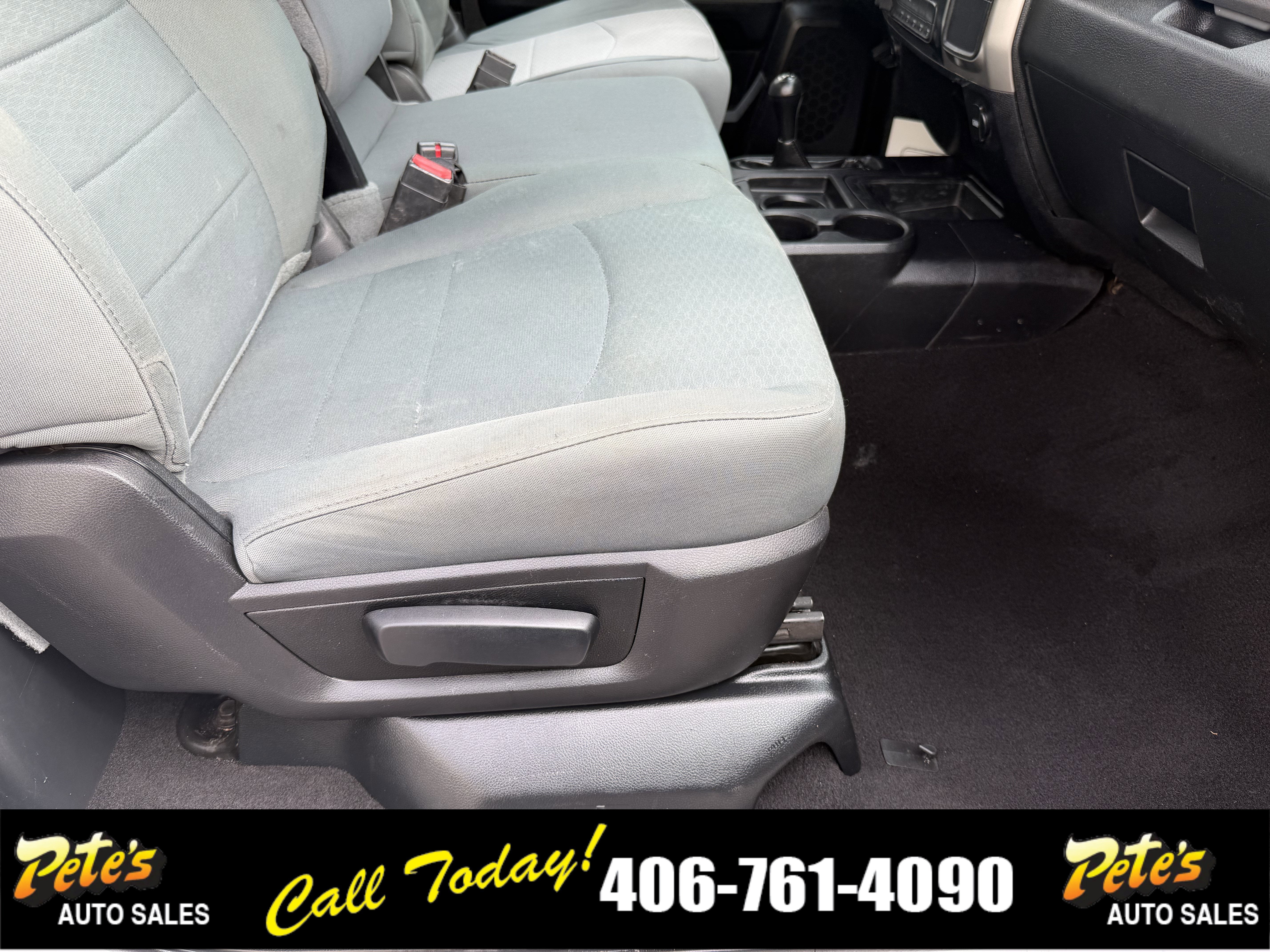 2016 RAM 3500 4WD Utility Box