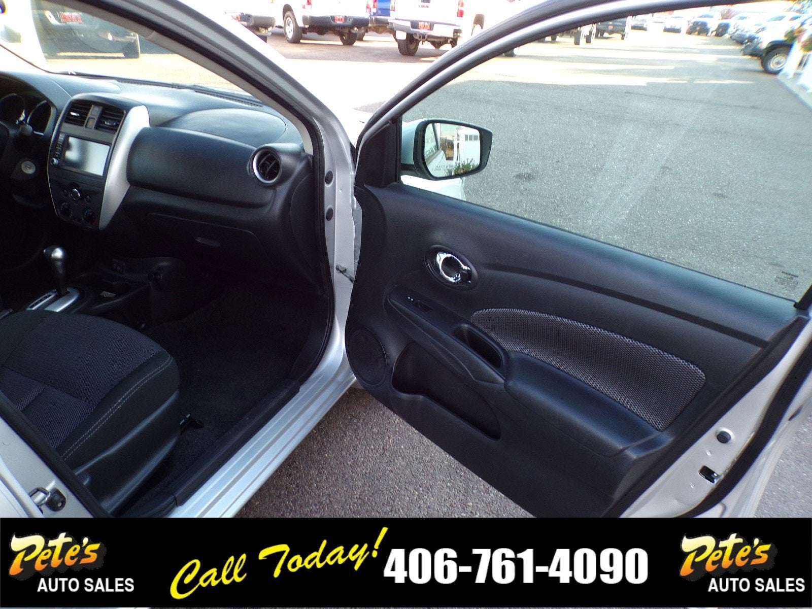 2019 Nissan Versa Sedan SV