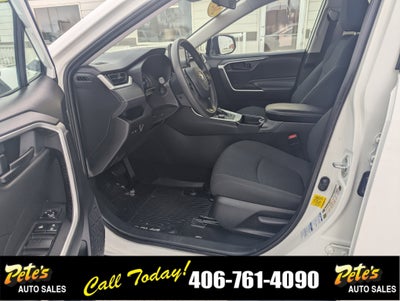 2020 Toyota RAV4 Hybrid LE