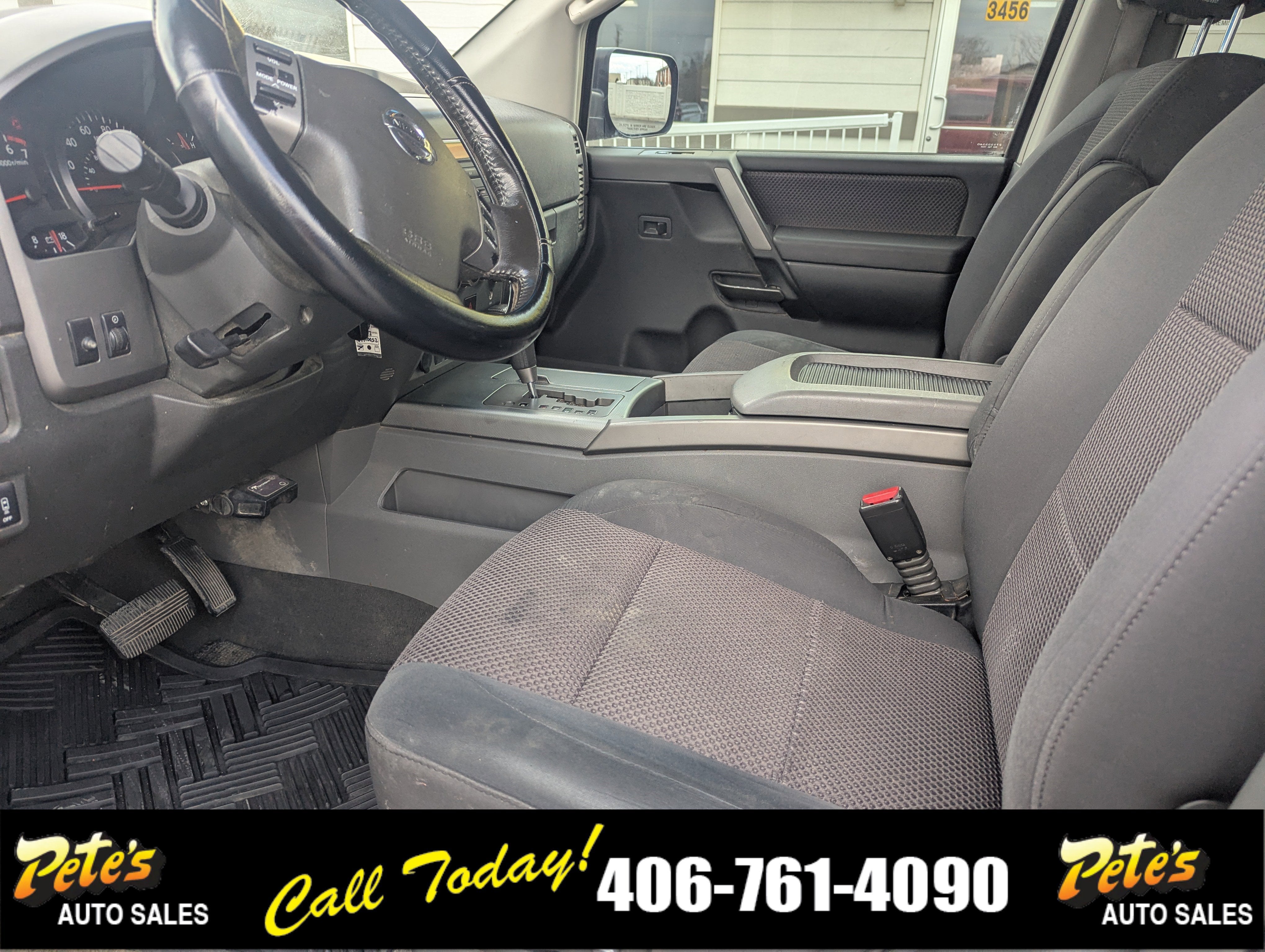 2005 Nissan Armada LE