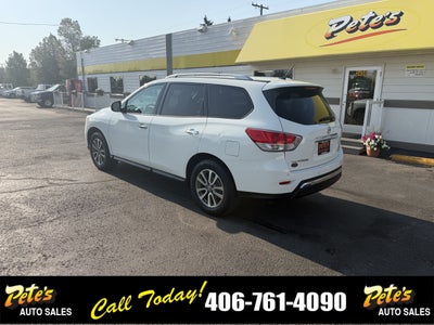 2016 Nissan Pathfinder SV