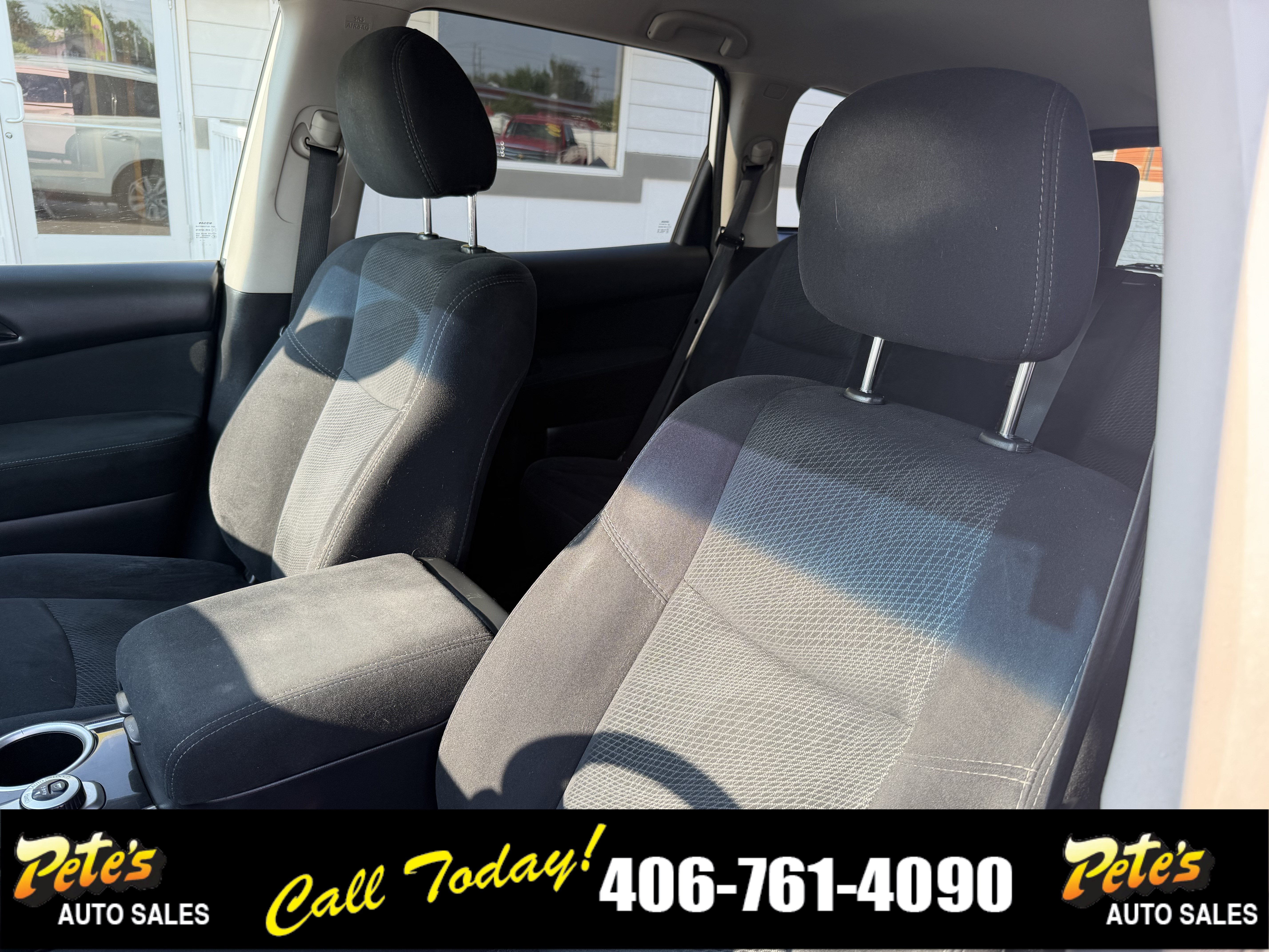 2016 Nissan Pathfinder SV