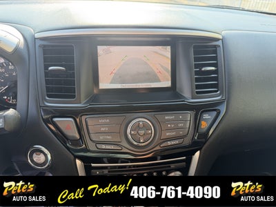 2016 Nissan Pathfinder SV