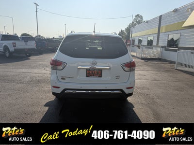 2016 Nissan Pathfinder SV