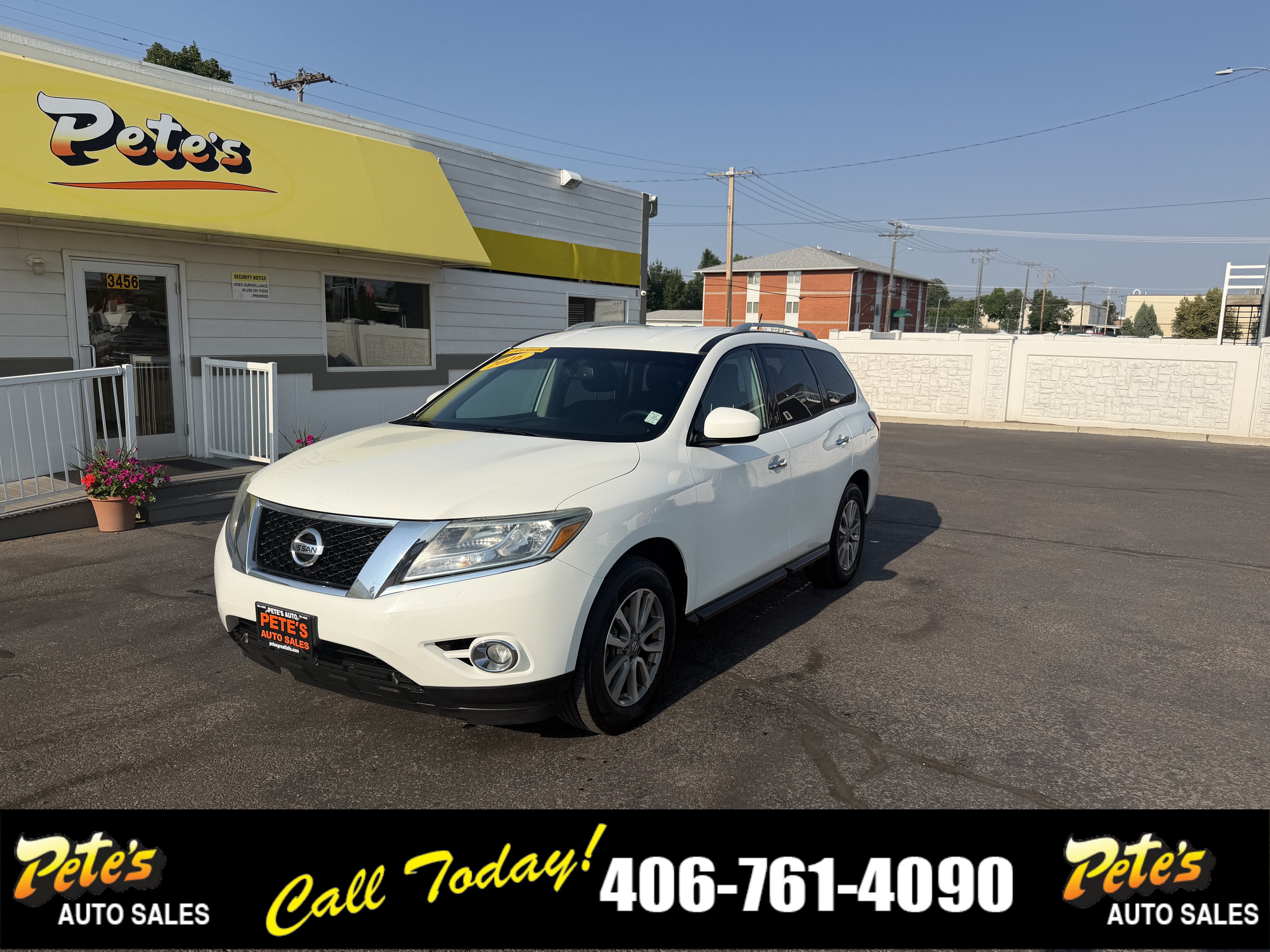 2016 Nissan Pathfinder SV
