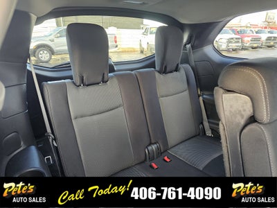 2018 Nissan Pathfinder SV