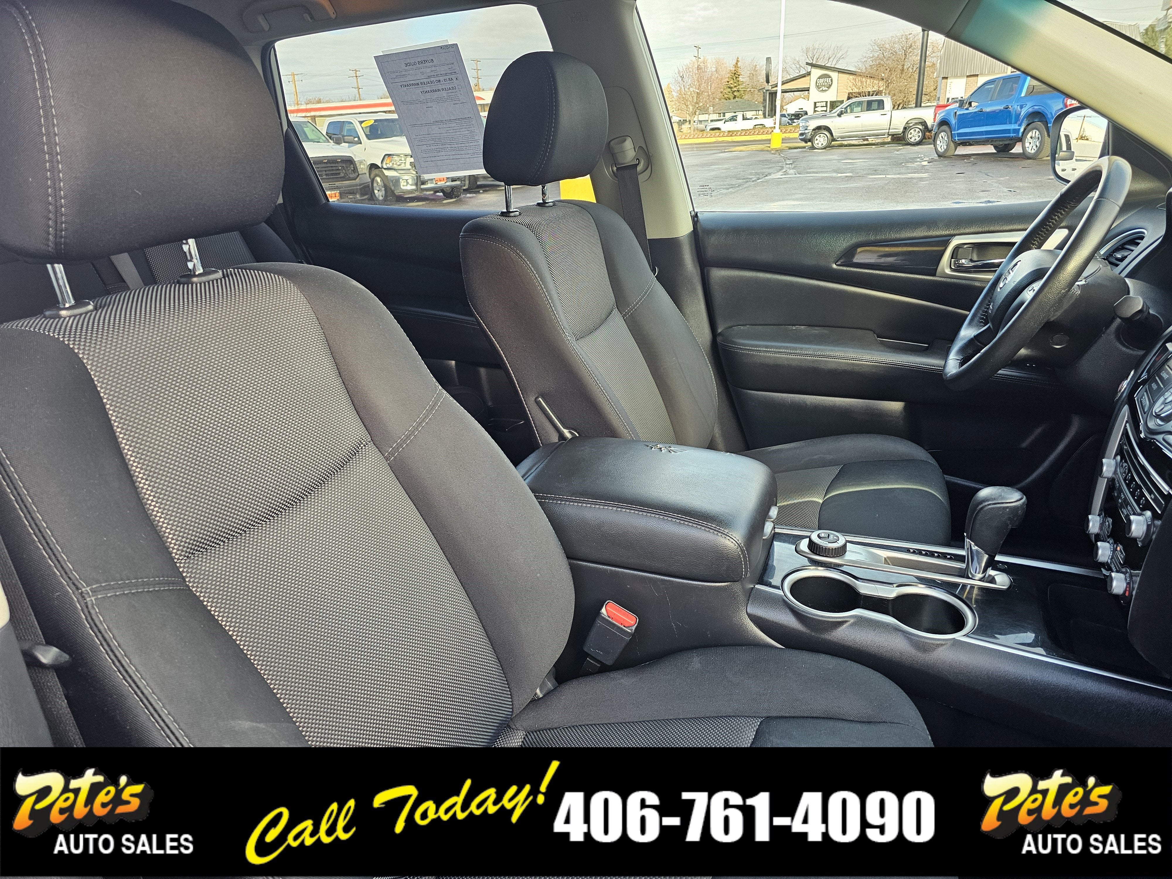 2018 Nissan Pathfinder SV