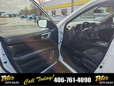 2018 Nissan Pathfinder SV