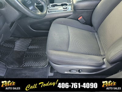 2018 Nissan Pathfinder SV