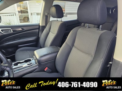 2018 Nissan Pathfinder SV