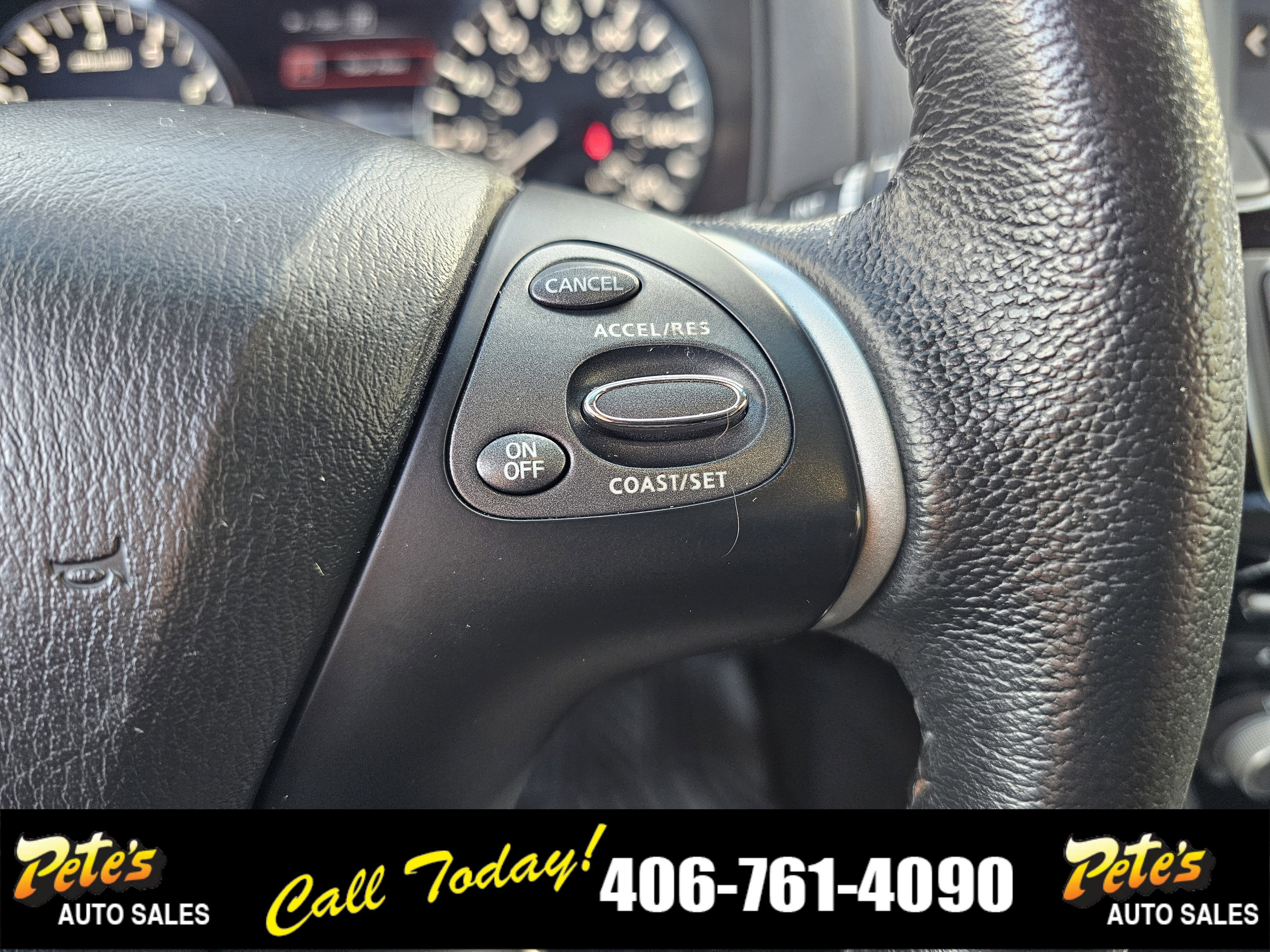 2018 Nissan Pathfinder SV