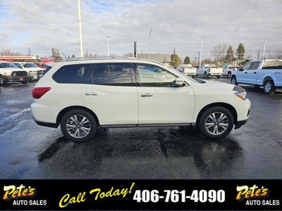 2018 Nissan Pathfinder SV