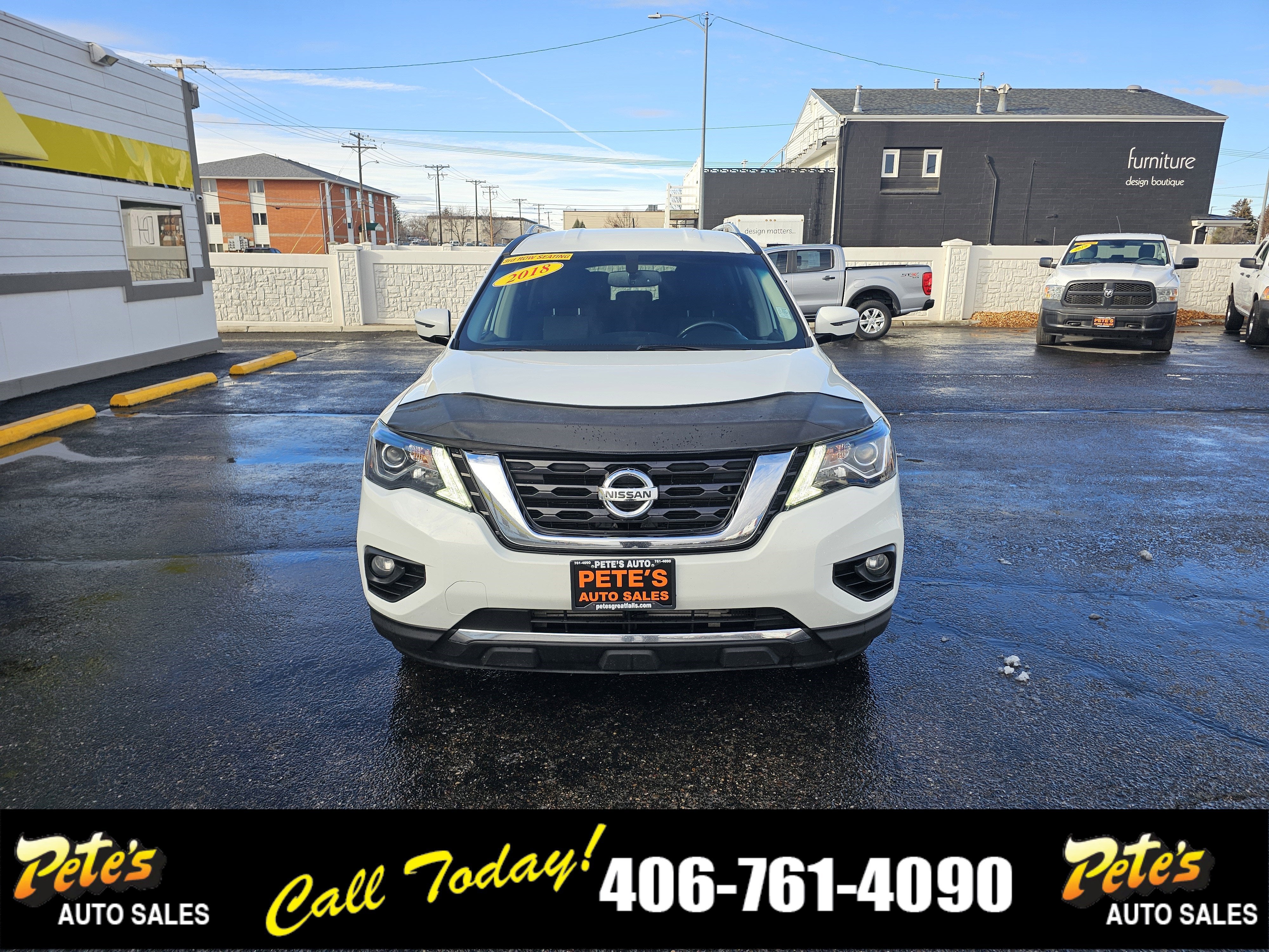 2018 Nissan Pathfinder SV