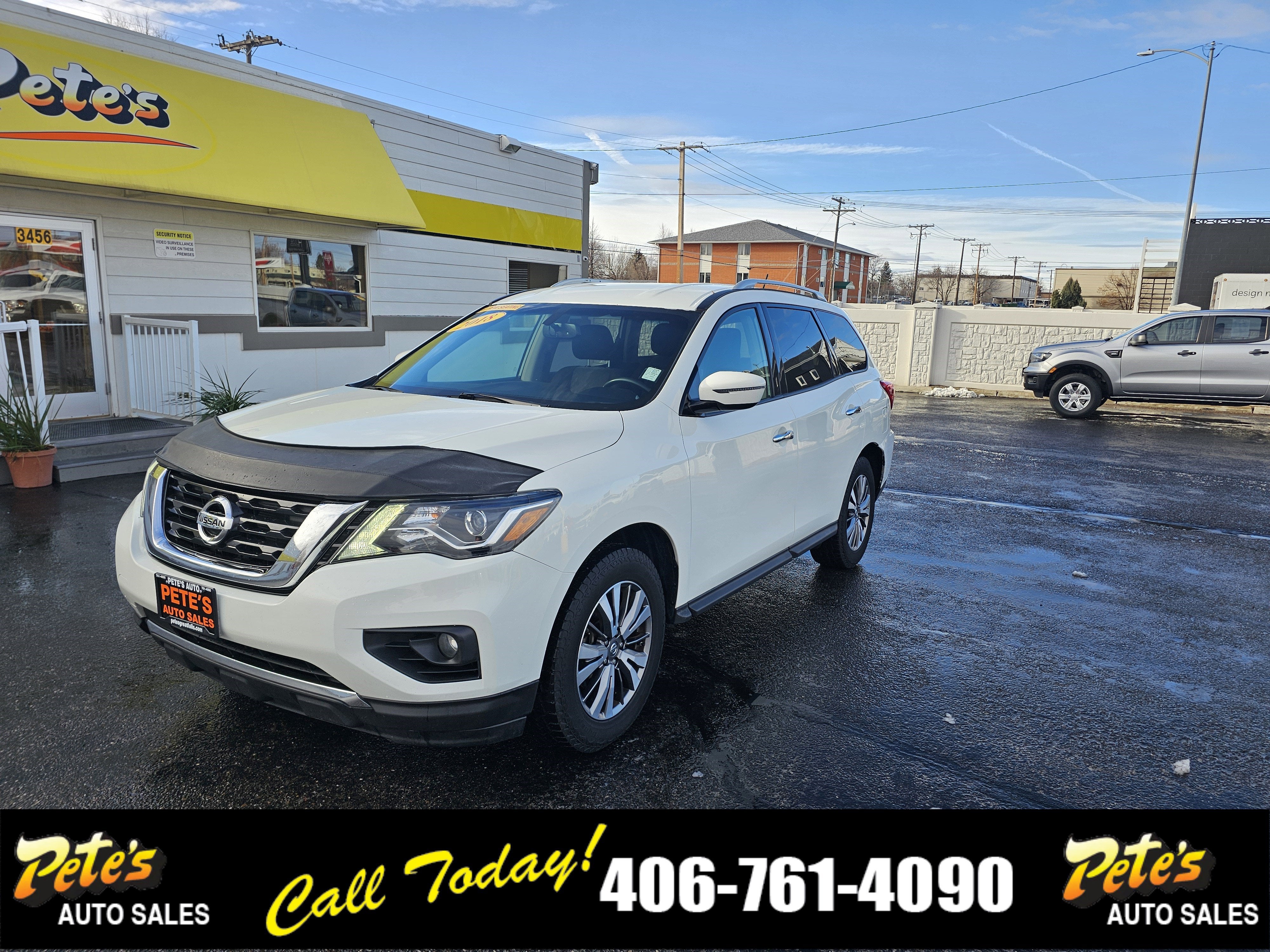 2018 Nissan Pathfinder SV