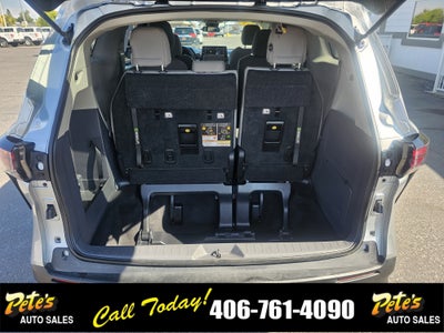 2023 Toyota Sienna LE