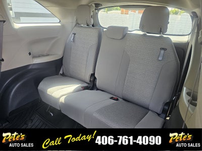 2023 Toyota Sienna LE