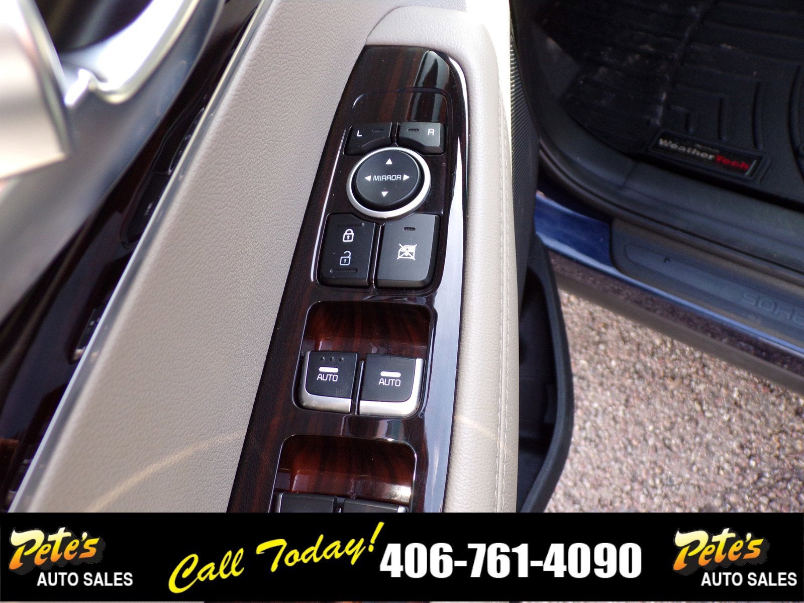 2020 Kia Sorento S V6