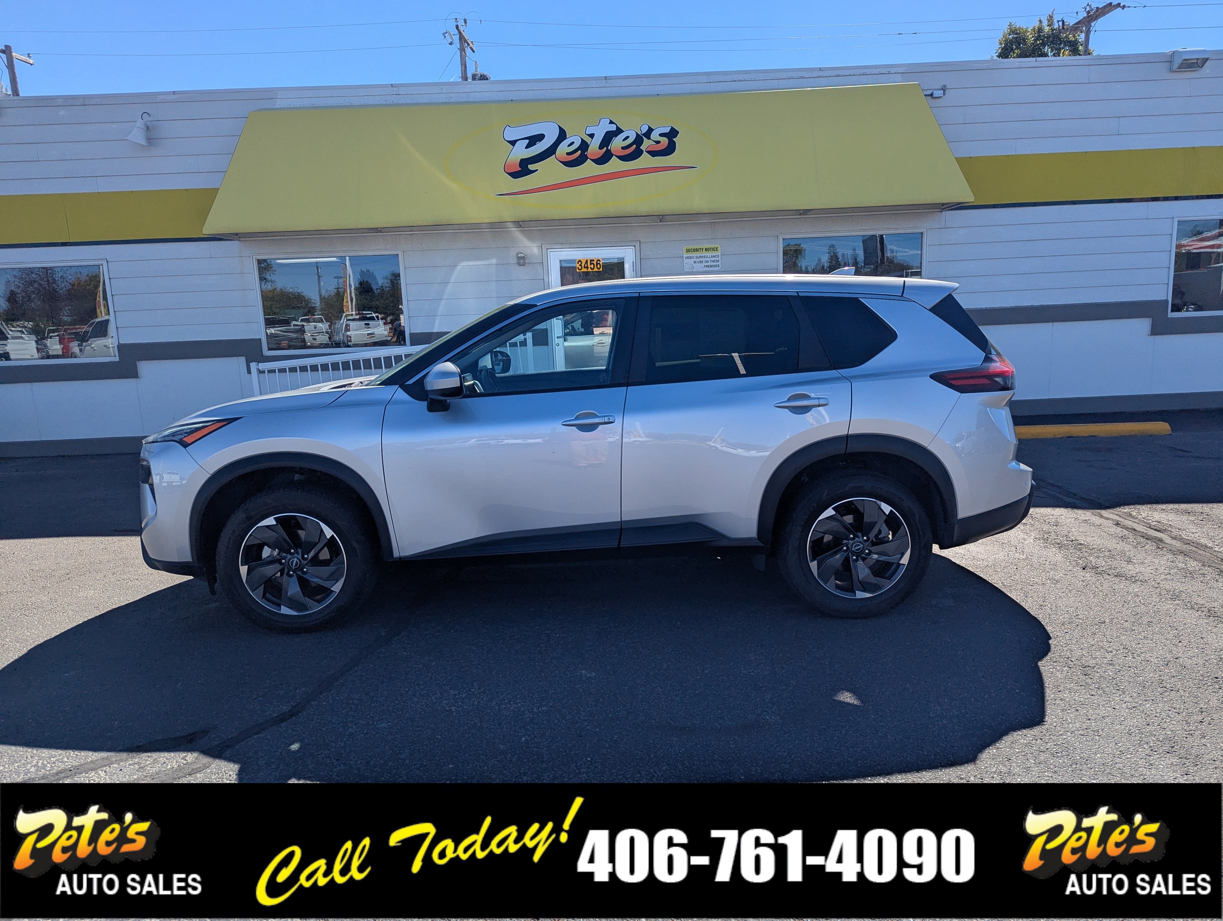 2024 Nissan Rogue SV