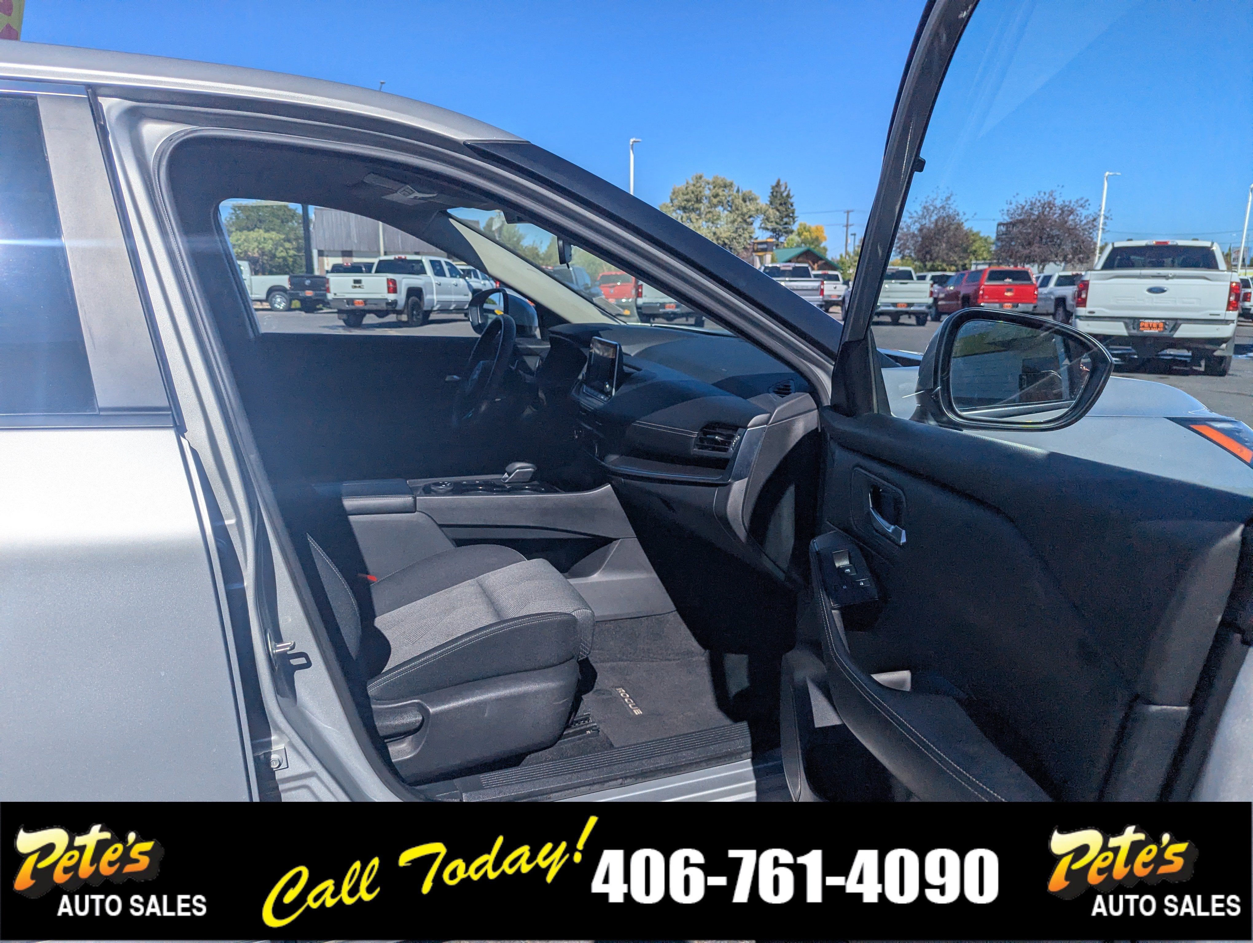 2024 Nissan Rogue SV