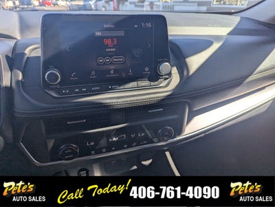 2024 Nissan Rogue SV