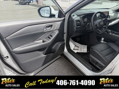 2025 Nissan Rogue SV