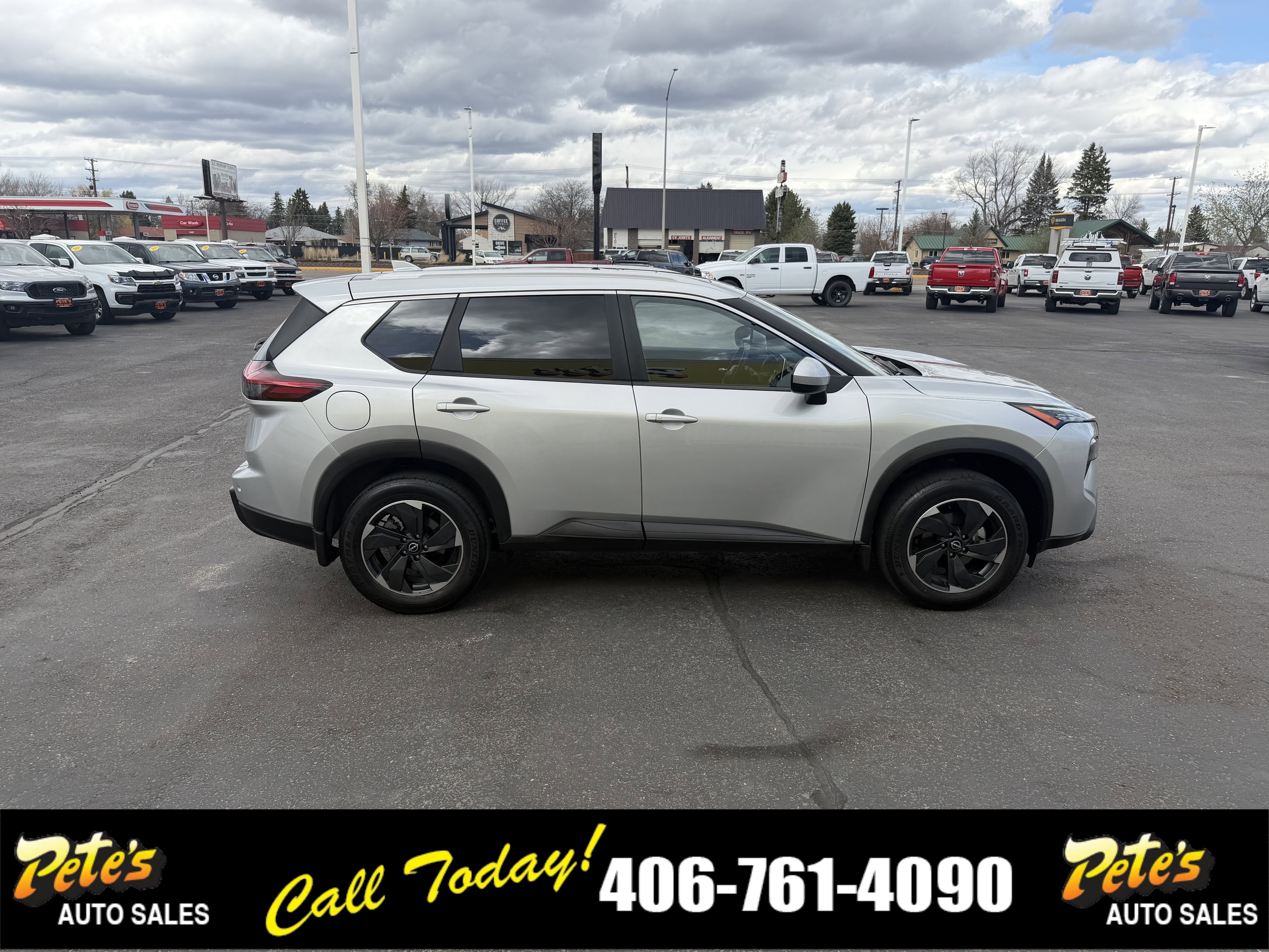 2025 Nissan Rogue SV