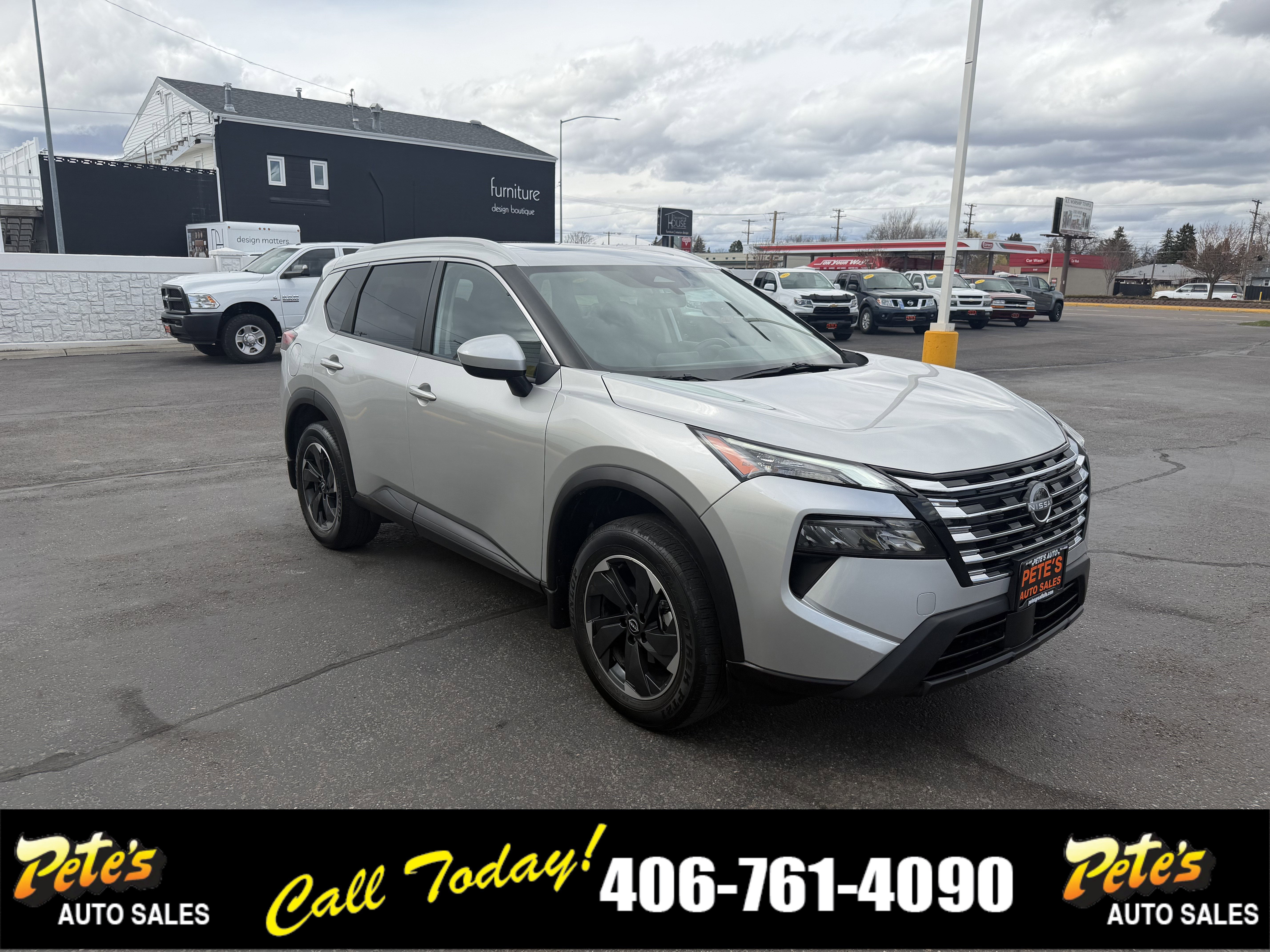 2025 Nissan Rogue SV