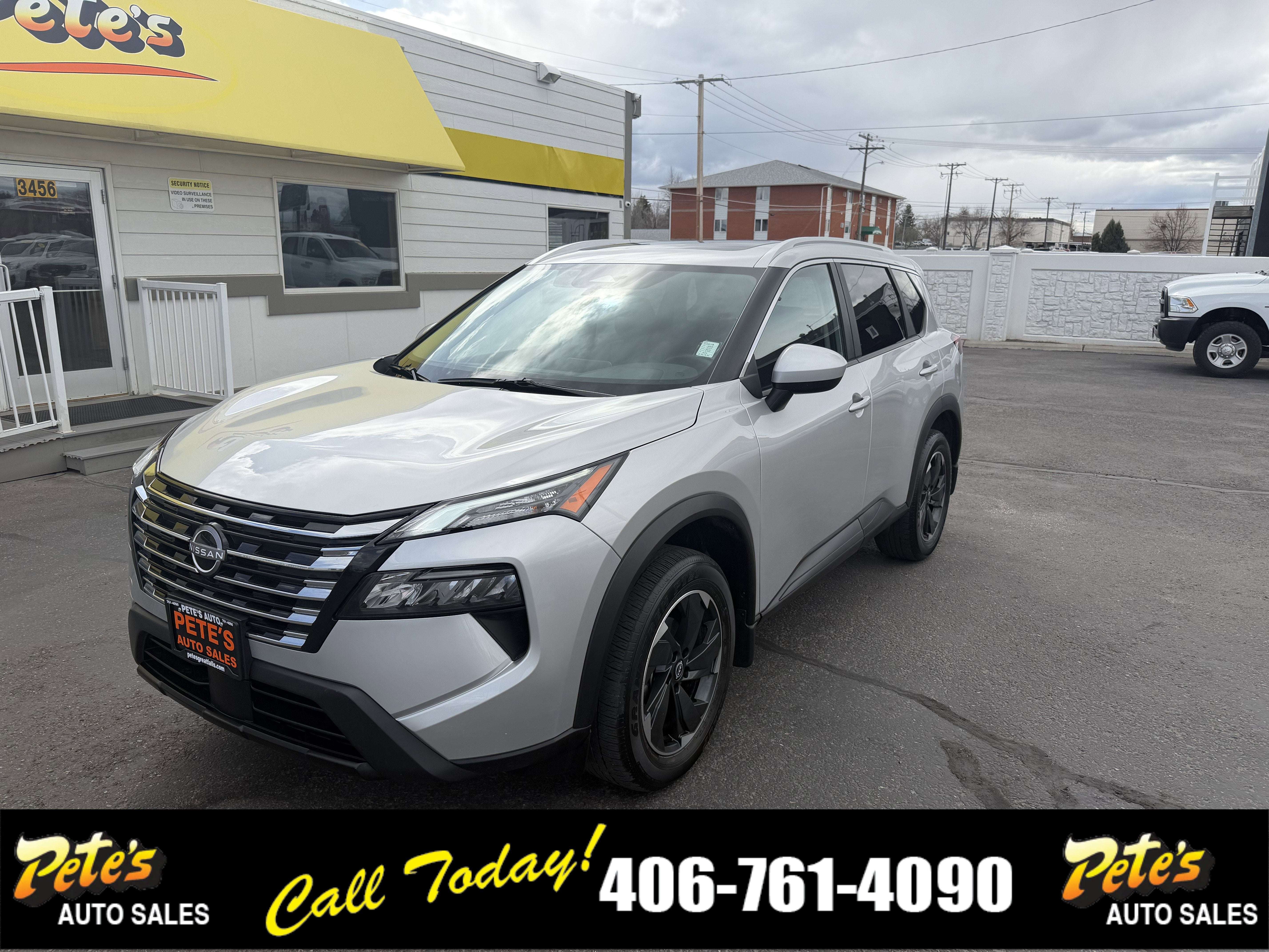 2025 Nissan Rogue SV