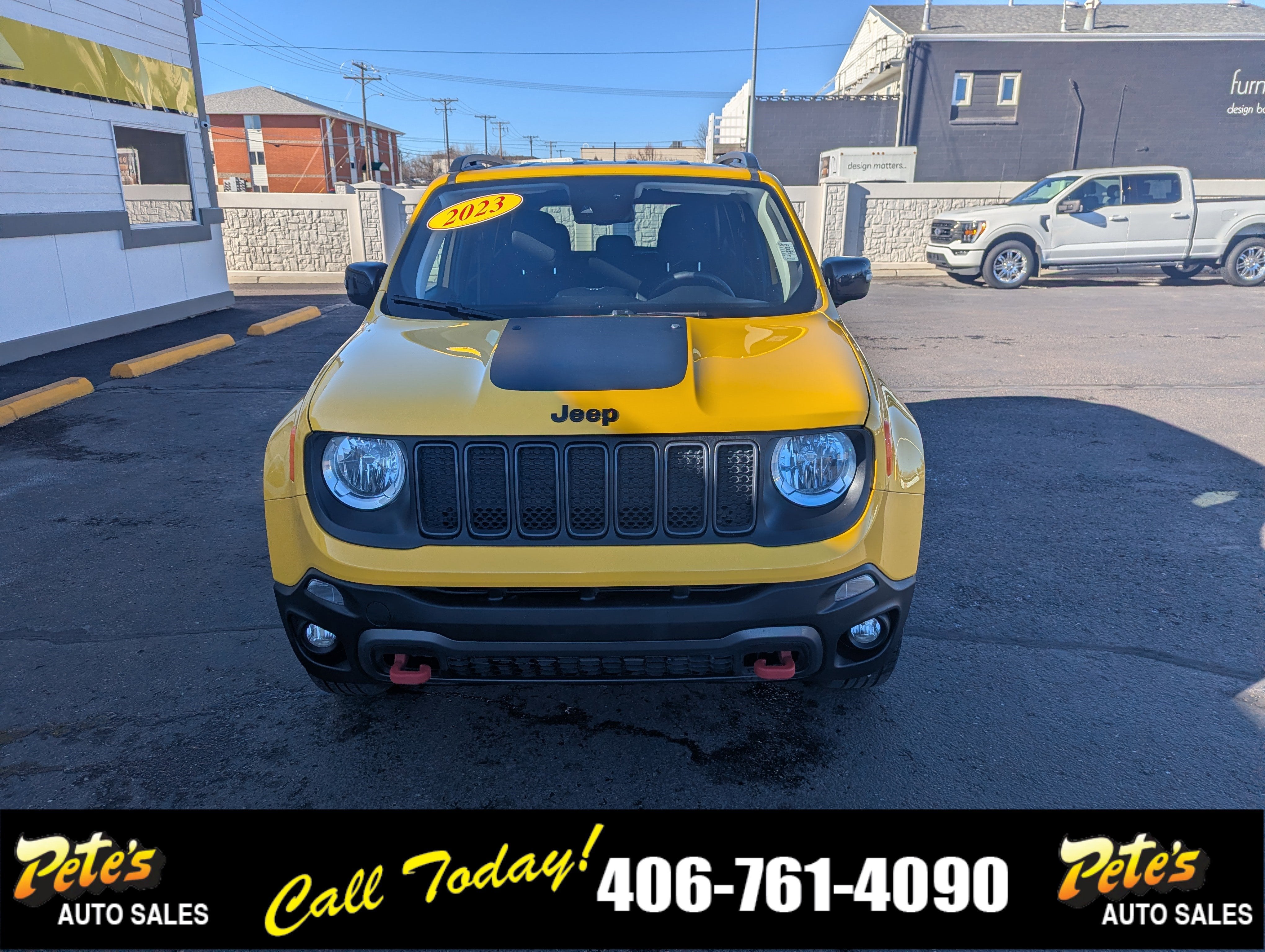 2023 Jeep Renegade Trailhawk